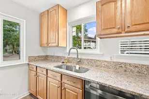 201 Battery Ln, Port Royal, SC 29902 - Photo 9