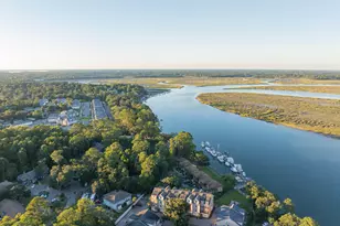 201 Battery Ln, Port Royal, SC 29902 - Photo 33