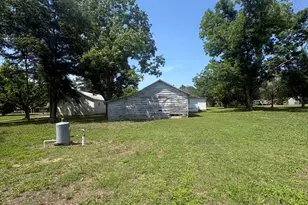 433 Main St, Fairfax, SC 29827 - Photo 13