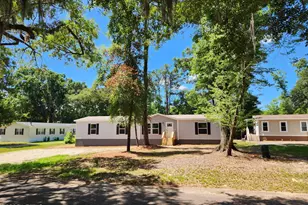 70 Fairfield Rd, Beaufort, SC 29907 - Photo 1