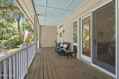 410 Island Circle E, Saint Helena Island, SC 29920 - Photo 5