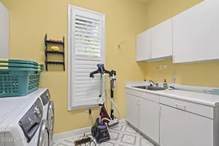 410 Island Cir E, Saint Helena Island, SC 29920 - Photo 55