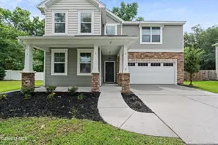 8 Cedar Creek Cir, Beaufort, SC 29906 - Photo 1