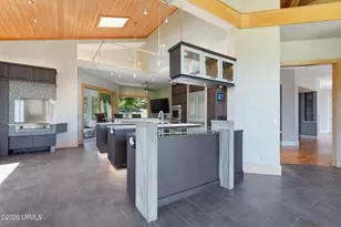14 McKays Point Rd, Hilton Head, SC 29928 - Photo 9