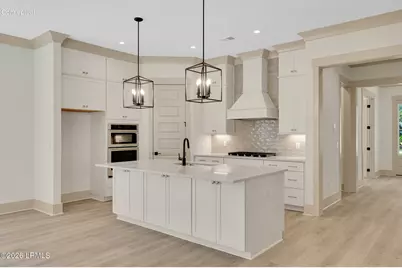 2422 Hermitage Road, Beaufort, SC 29902 - Photo 3