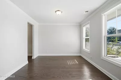 3674 Oyster Bluff Drive, Beaufort, SC 29907 - Photo 9
