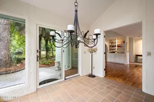 33 Victoria Dr, Hilton Head Island, SC 29926 - Photo 13