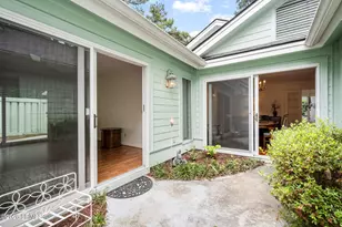 33 Victoria Dr, Hilton Head Island, SC 29926 - Photo 17