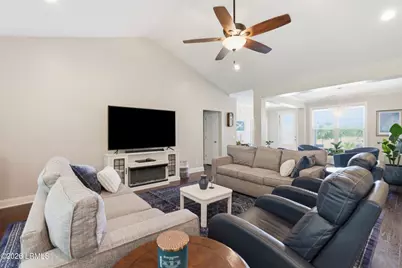 4038 Sage Drive, Beaufort, SC 29907 - Photo 9