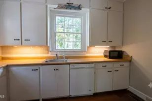 409 Church St, Beaufort, SC 29902 - Photo 9