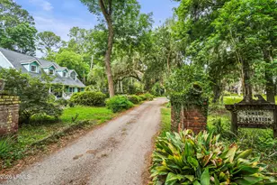 1 Inwood Plantation Dr, Beaufort, SC 29906 - Photo 5