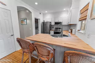 24 Pine Burr Rd E, Hilton Head Island, SC 29926 - Photo 9