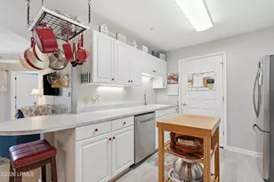 4924 Bluffton Pkwy, Bluffton, SC 29910 - Photo 9