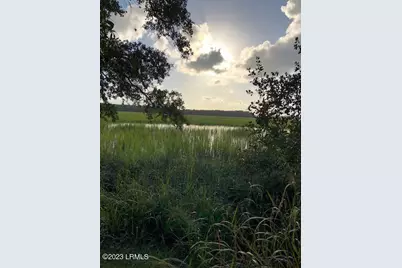 33 Winding Way, Lady's Island, SC 29907 - Photo 1