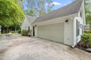 60 Thomas Sumter St, Beaufort, SC 29907 - Photo 47