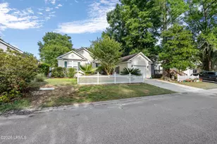 8 Wateree Ct, Beaufort, SC 29902 - Photo 1