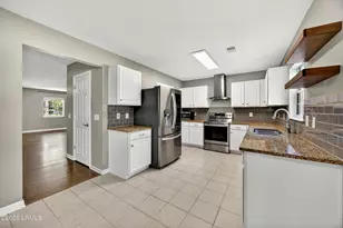 41 Lakeside Dr, Bluffton, SC 29910 - Photo 11