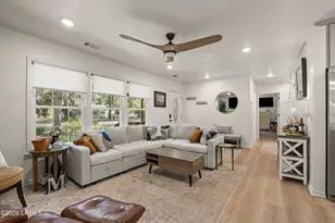 2420 Pine Ct N, Beaufort, SC 29902 - Photo 9