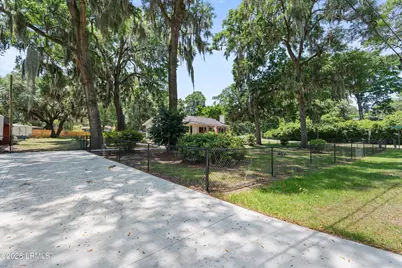 2420 Pine Court N, Beaufort, SC 29902 - Photo 35