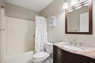 19 Lemoyne Ave, Hilton Head, SC 29928 - Photo 11