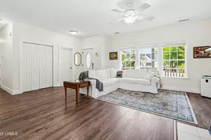 54 Tuscarora Ave, Beaufort, SC 29907 - Photo 3