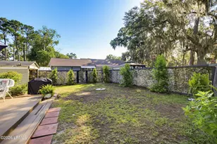 2101 Wilson Dr, Beaufort, SC 29902 - Photo 27
