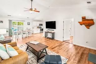 2101 Wilson Dr, Beaufort, SC 29902 - Photo 5
