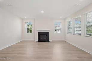 164 Secession Dr, Beaufort, SC 29907 - Photo 9
