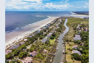 423 Tarpon Boulevard, Ladys Island, SC 29920 - Photo 5