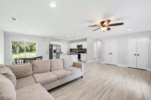 1993 Colonial Ave, Beaufort, SC 29906 - Photo 5