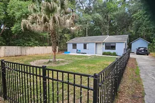 4001 Hodge Dr, Beaufort, SC 29906 - Photo 1