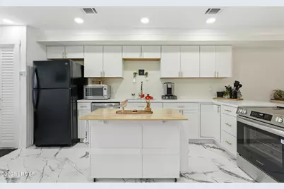 2 William Hilton Parkway #407, Hilton Head Island, SC 29926 - Photo 9