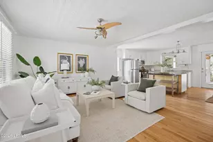 815 Sams Point Rd, Beaufort, SC 29907 - Photo 5