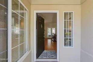 82 Hampton Cir, Bluffton, SC 29909 - Photo 7