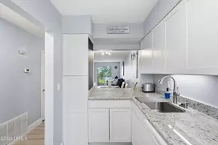 156 Dillon Rd, Hilton Head, SC 29926 - Photo 7