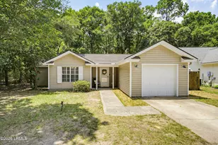 24 Eagle Trace Ct, Beaufort, SC 29907 - Photo 1