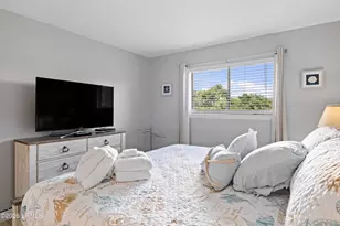 663 William Hilton Pkwy, Hilton Head Island, SC 29928 - Photo 17
