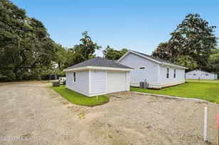 2015 Lafayette St, Beaufort, SC 29902 - Photo 27
