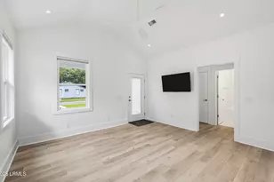 2015 Lafayette St, Beaufort, SC 29902 - Photo 7