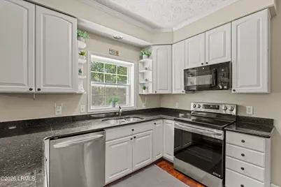 9 Lucerne Avenue, Beaufort, SC 29907 - Photo 5