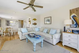 2 Cedar Reef Dr, Harbor Island, SC 29920 - Photo 5