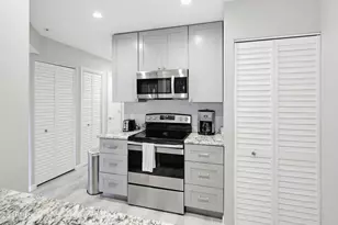 710 Prince St, Beaufort, SC 29902 - Photo 15