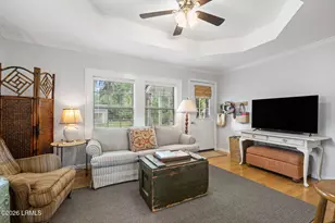 1102 Lafayette St, Beaufort, SC 29902 - Photo 9