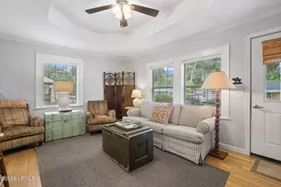 1102 Lafayette St, Beaufort, SC 29902 - Photo 7