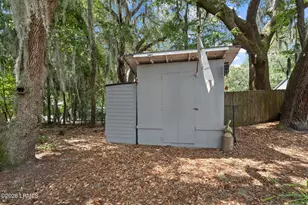 1102 Lafayette St, Beaufort, SC 29902 - Photo 29