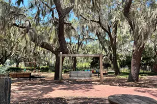 1102 Lafayette St, Beaufort, SC 29902 - Photo 33