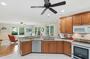 21 Trescot Ln, Bluffton, SC 29909 - Photo 17