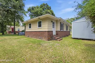1502 Palmetto Dr, Beaufort, SC 29902 - Photo 21
