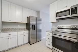 2907 Waters Edge Ct E, Beaufort, SC 29902 - Photo 9
