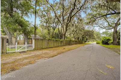 2907 Waters Edge Court E, Beaufort, SC 29902 - Photo 35